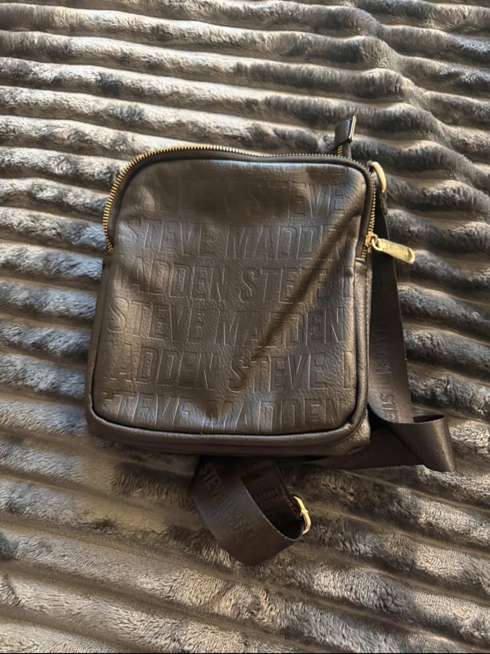 Steve Madden Black Embossed Logo Messenger Crossbody